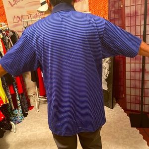 Men’s collared T-shirt size XL